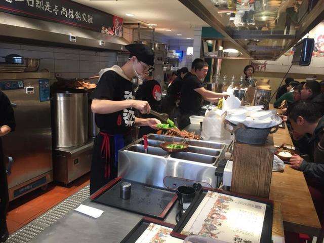 开一家中小型快餐店 这4个容易踩的坑，只有10%的餐饮人知道（服务篇）